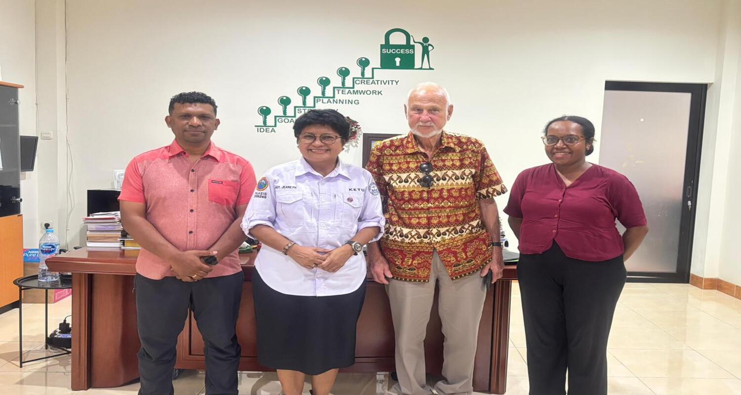 PENANDATANGAN PKS DENGAN KLASIS GKI SORONG